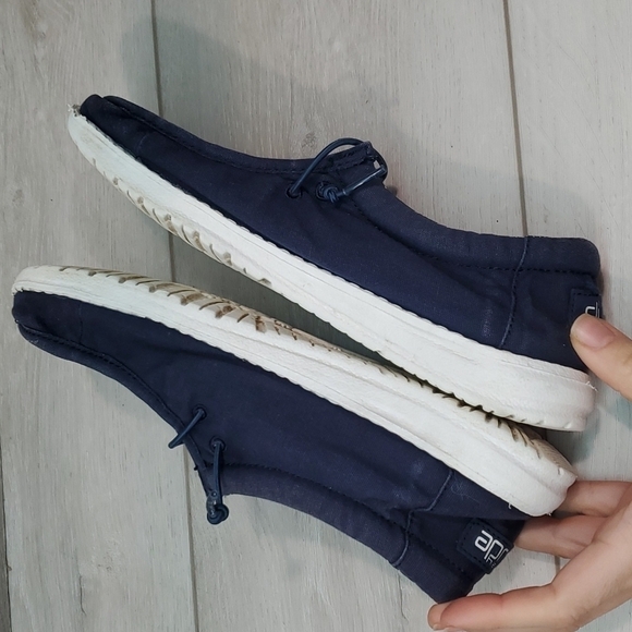 Hey Dude Wally Youth Navy Loafer Slip on shoes sz Y6-L7 - Picture 10 of 12